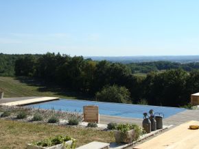 creation piscine a debordement.JPG